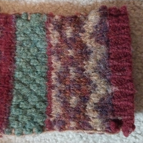 Handmade wool mittens - Picture 4 of 5